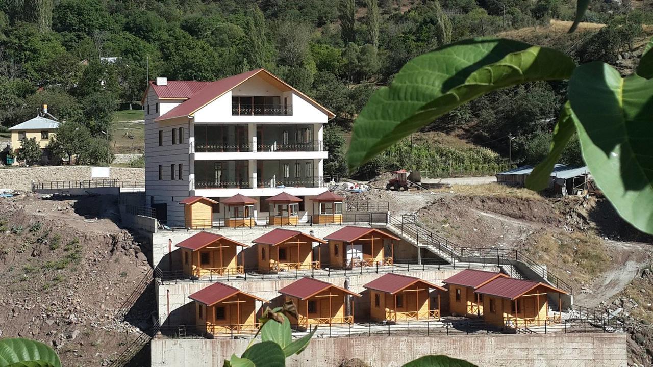 Karsi Bahce 호텔 Sebinkarahisar 외부 사진